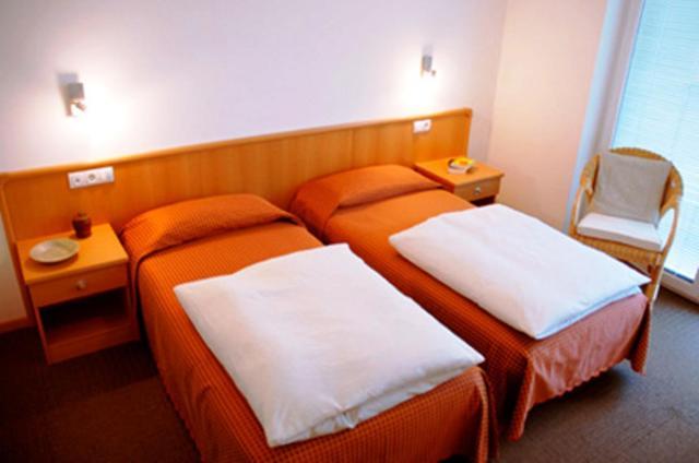 Garni Cremona Bed & Breakfast Bressanone Bagian luar foto